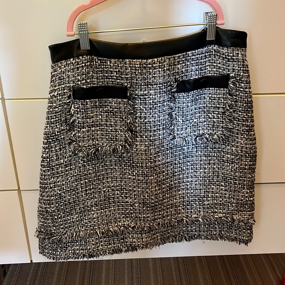 KARL LAGERFELD Skirt